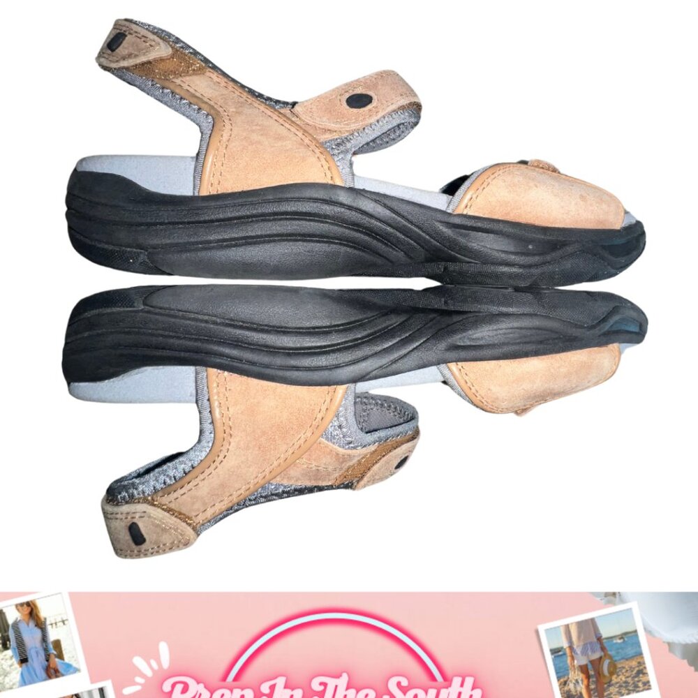 Clarks Wave Grip Brown Strap Sandals Size 7M / EU 37.5 – Like New! - Picture 4 of 8